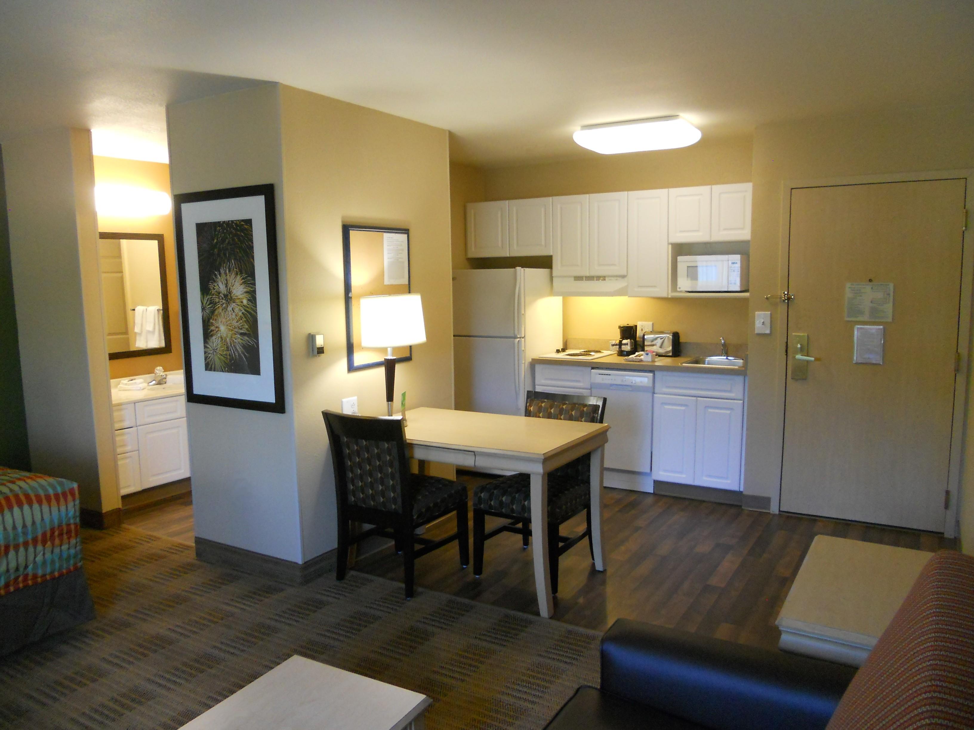Extended Stay America Suites - Orlando - Convention Center - Universal Blvd Williamsburg Ngoại thất bức ảnh