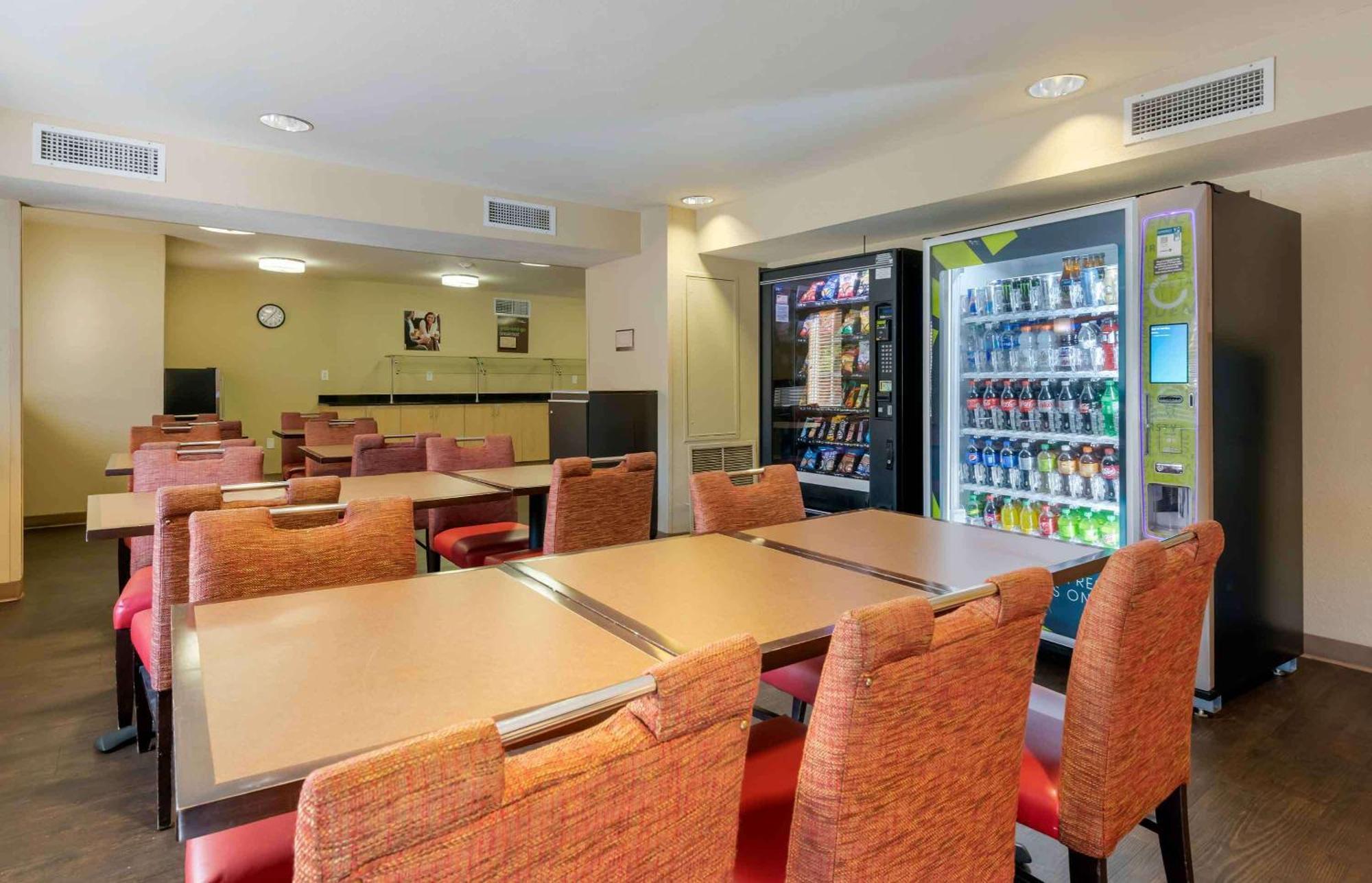 Extended Stay America Suites - Orlando - Convention Center - Universal Blvd Williamsburg Ngoại thất bức ảnh